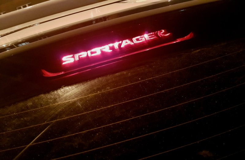 Наклейка на стоп сигнал на заднее стекло глаза