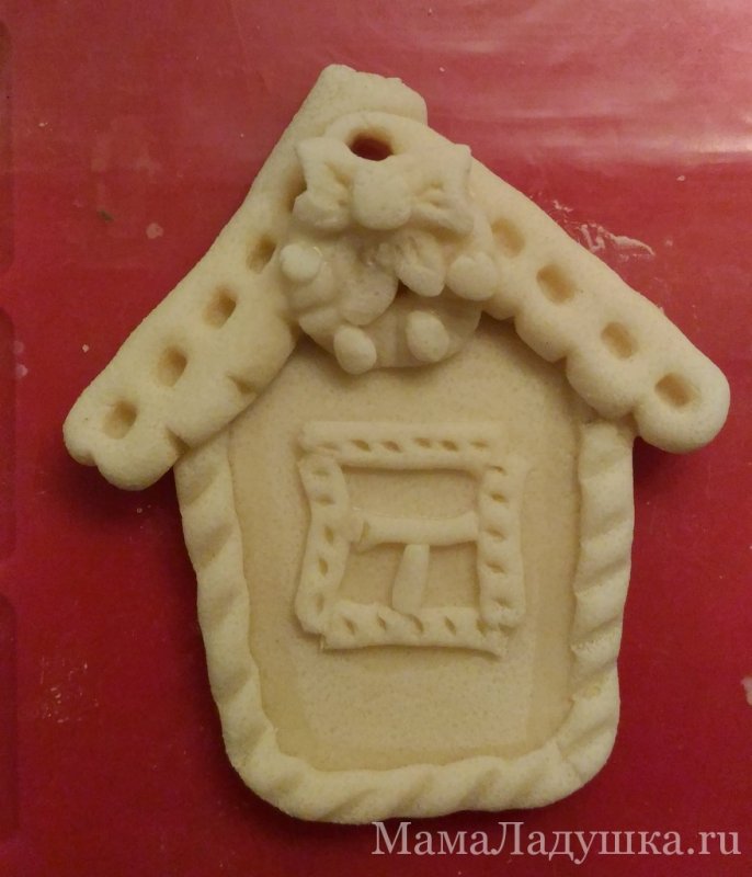 Сказочный домик из соленого теста