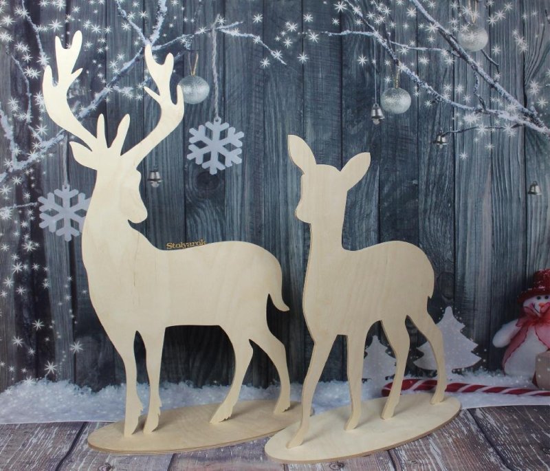 Олень из пенопласта