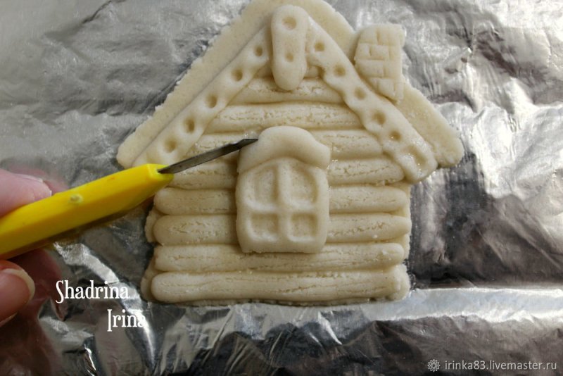 Домик из теста для лепки