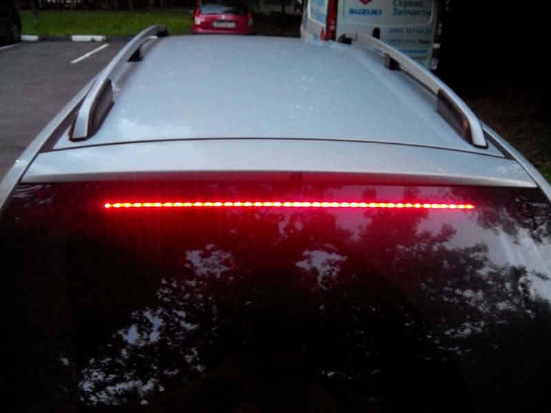 Стоп сигнал е90