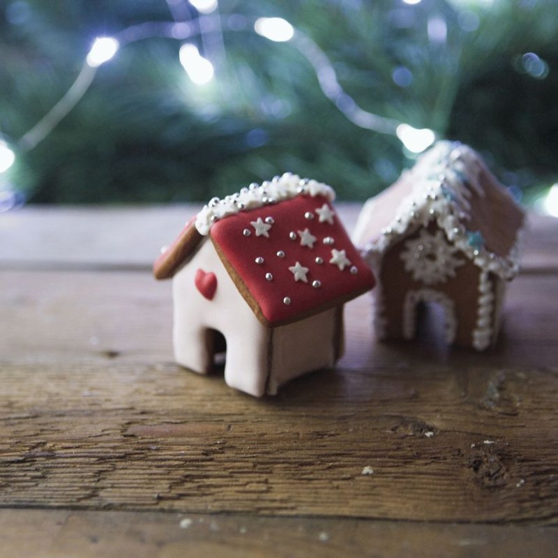 Имбирный домик на кружку