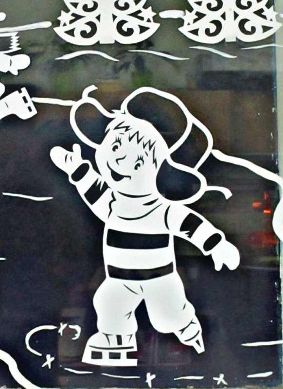 Трафареты на окна зима