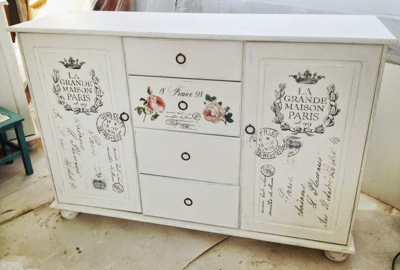 Комод в винтажном стиле