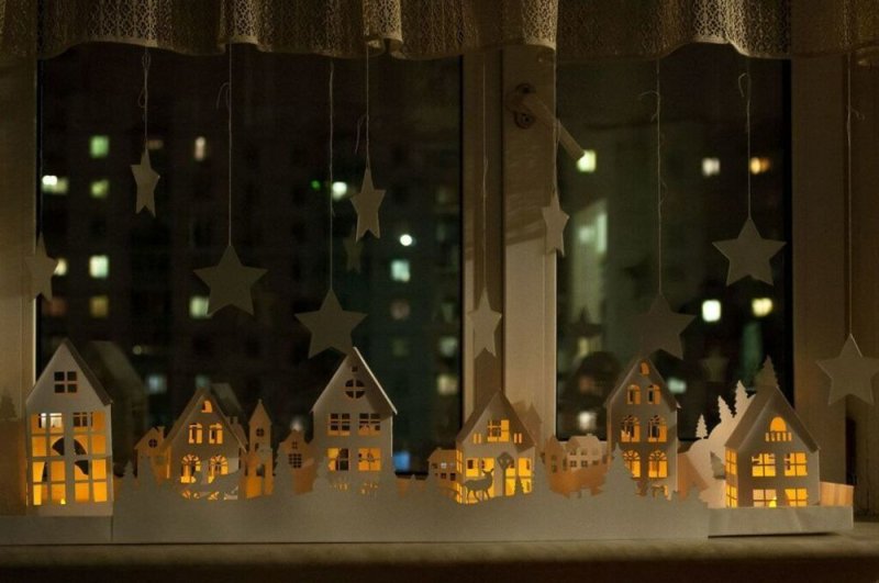 Декор на подоконнике к новому году