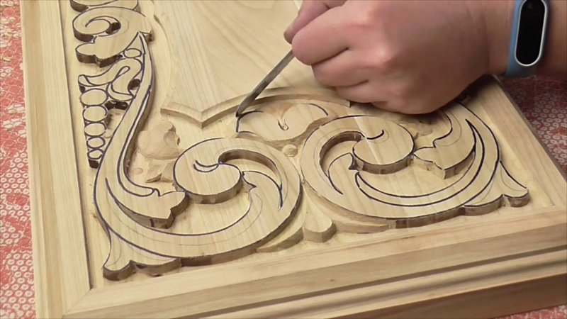 Фигурная резьба по дереву