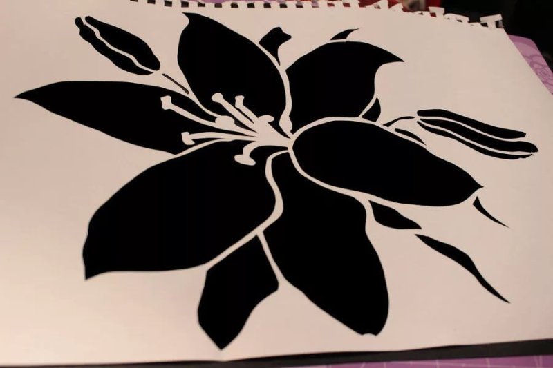 Лилия трафарет