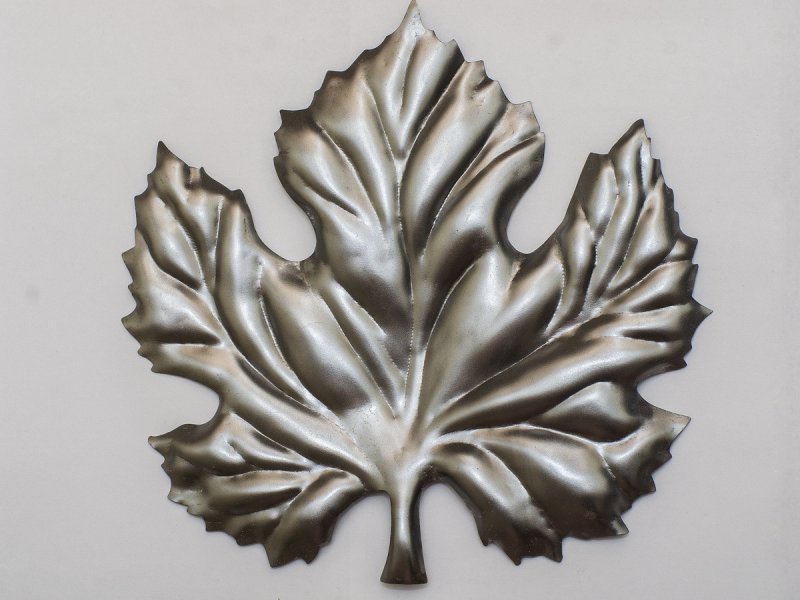 Кованые элементы листья