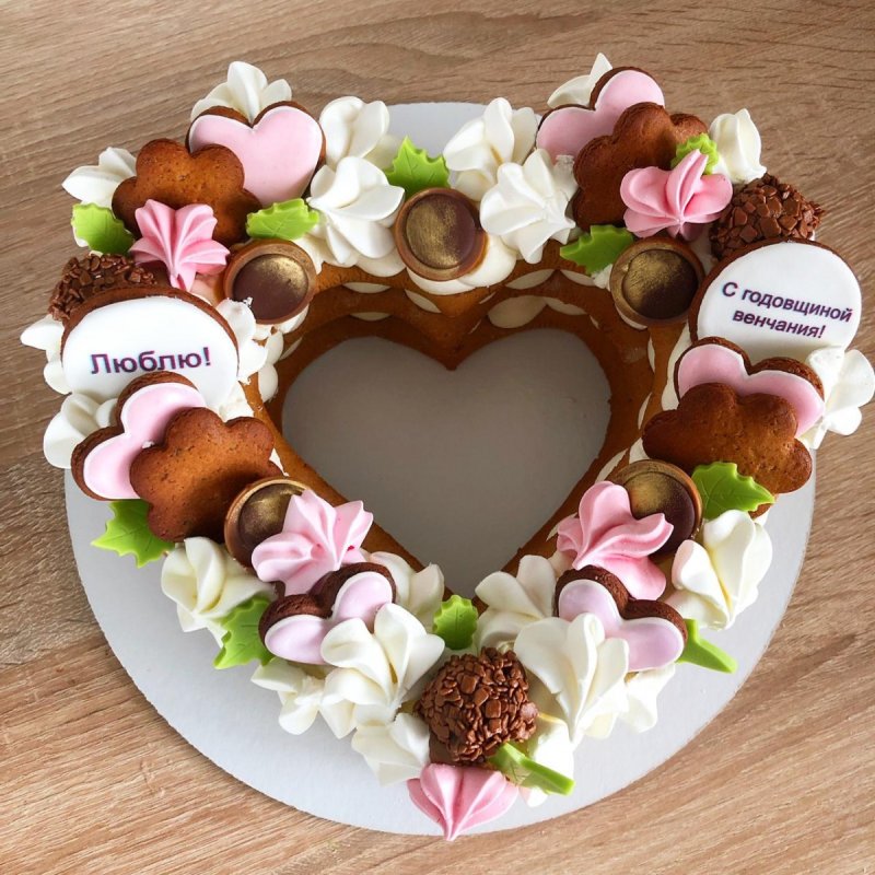 Торт с сердечками