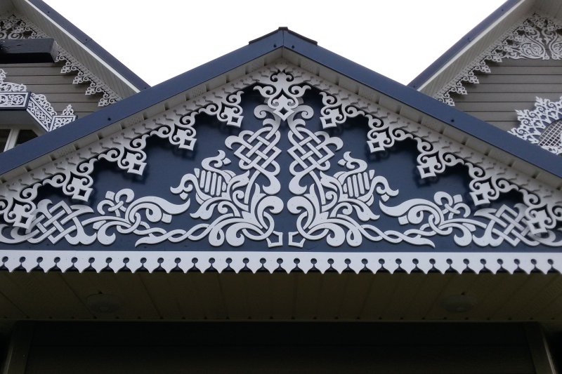 Резные наличники прорезная резьба