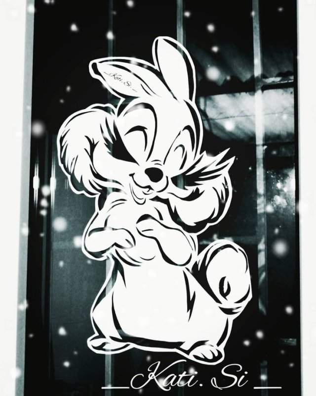 Вырезанка зайчик