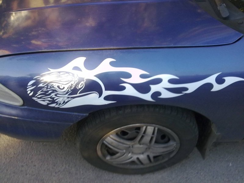 Наклейки на авто узоры