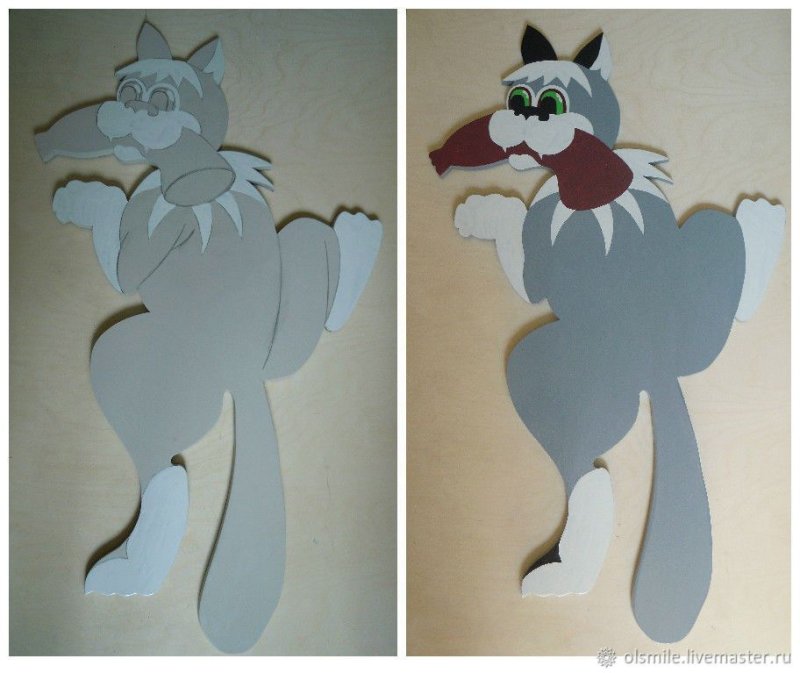 Кот с колбасой на заборе из фанеры