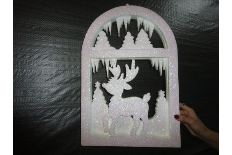 Окно из пенопласта на новый год