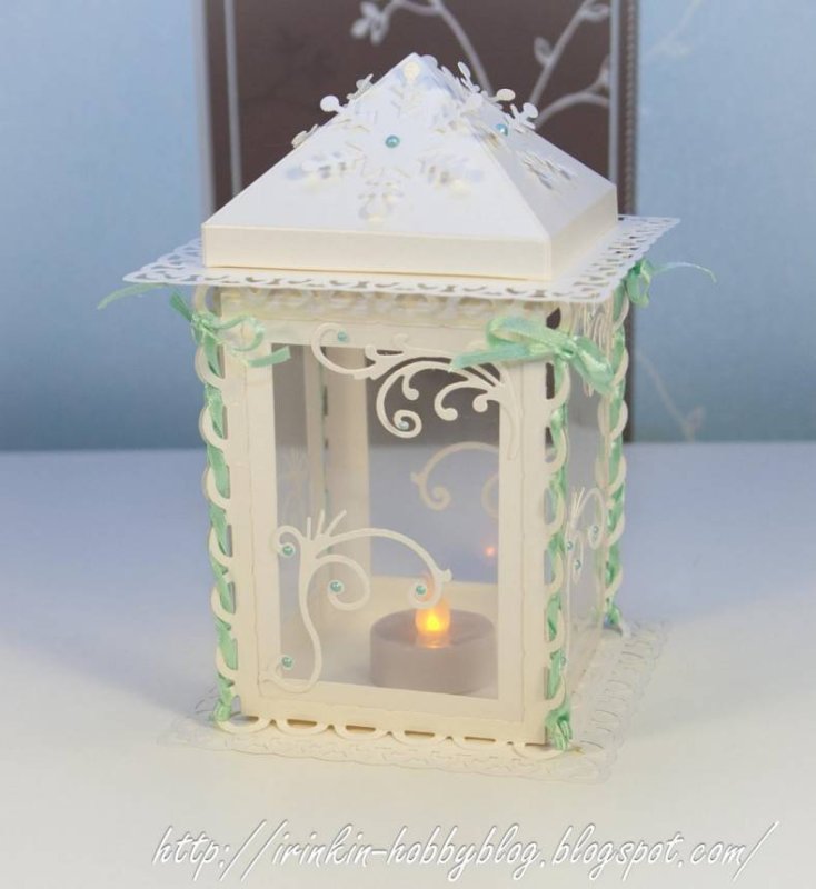 Фонарик новогодний из коробки