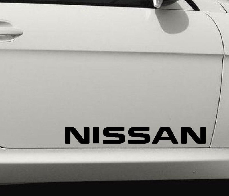 Nissan надпись