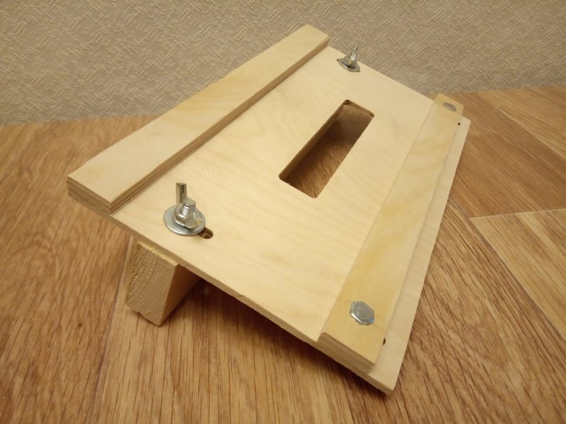 Кондуктор для фрезера шип ПАЗ