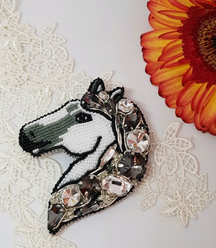 Украшения для лошадей на голову