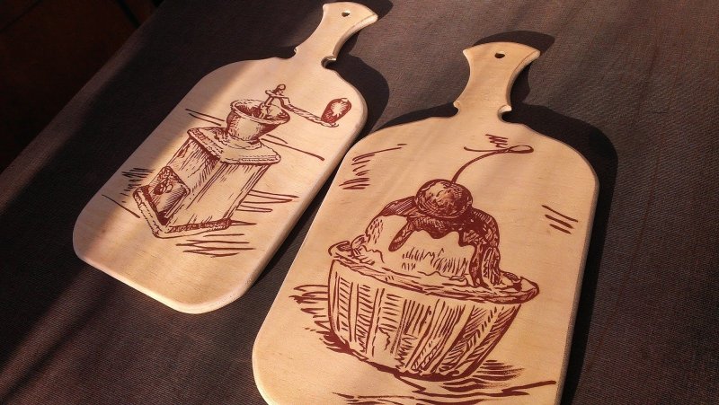 Рисование на разделочной доске