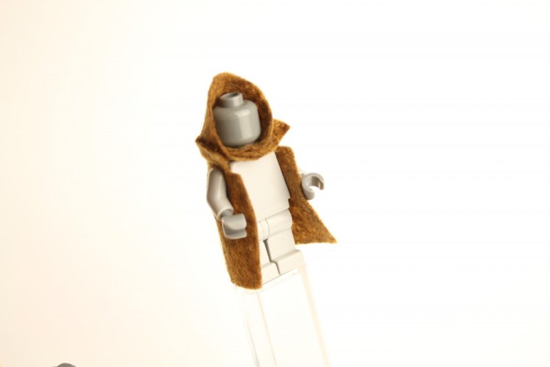 Лего человечек в капюшоне