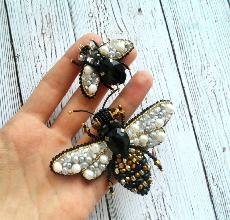 Брошь диор пчела