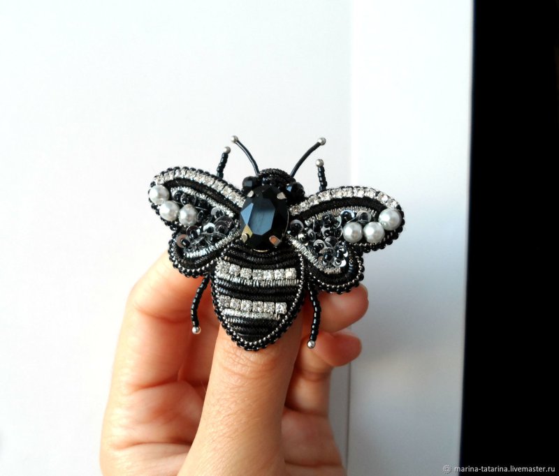 Брошь Пчелка