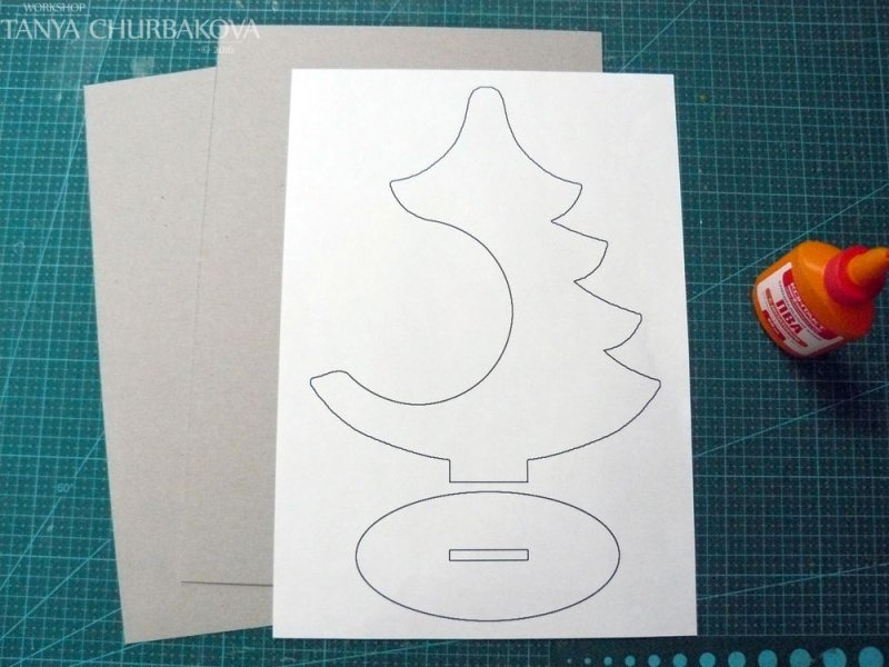 Трафарет елки из картона на подставке