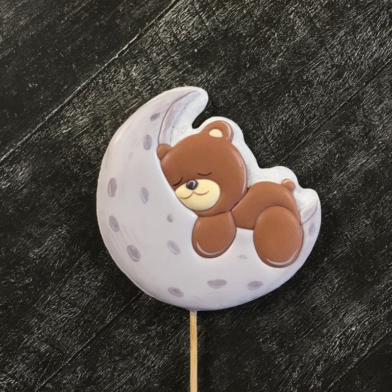 Медведь на Луне пряник