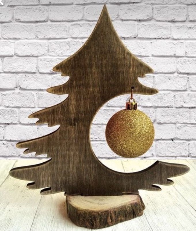 Декоративная елка из дерева