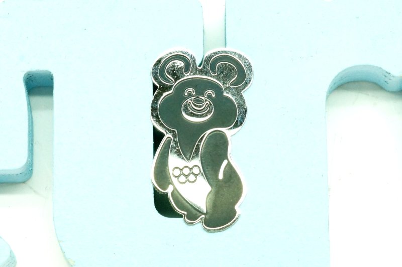 Мишка символ олимпиады 1980