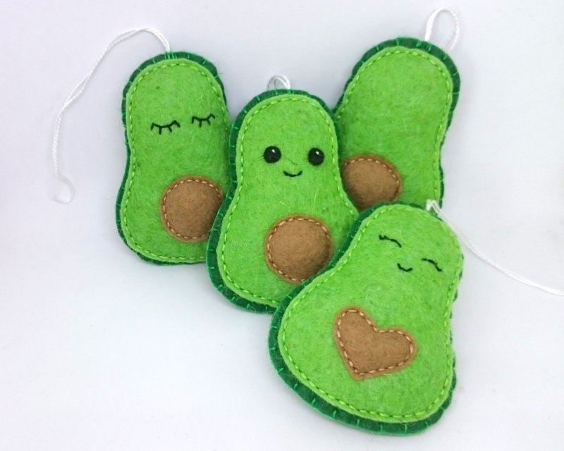 Игрушки из фетра салатового