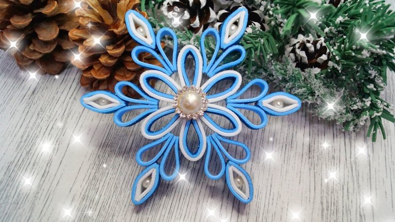 Снежинки из фоамирана своими руками