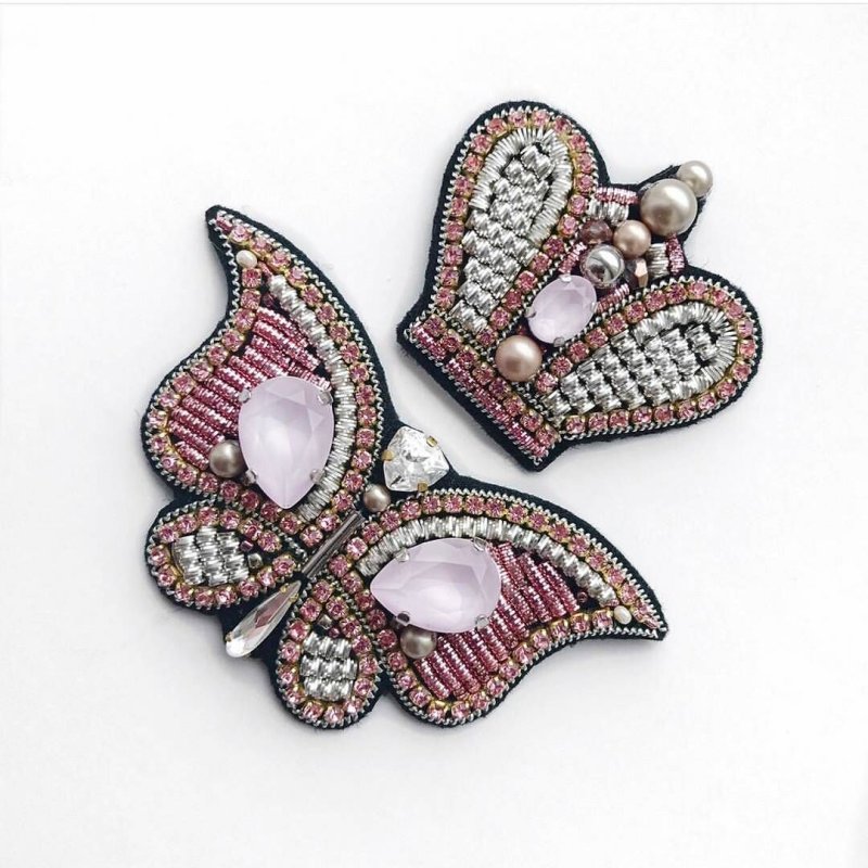 Брошь из бисера