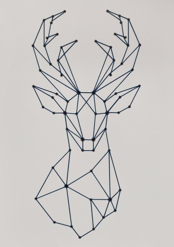 Олень в геометрическом стиле