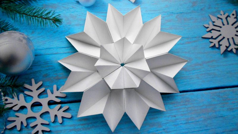 Новогодняя Снежинка