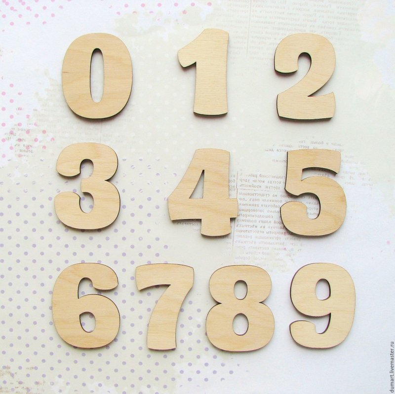 Цифры из дерева