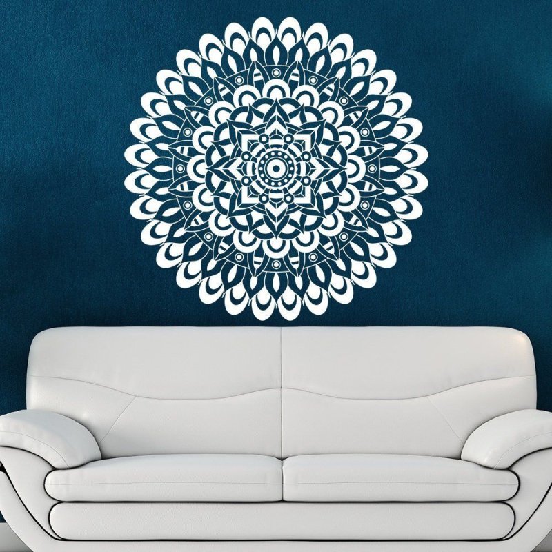 Мандала на стене