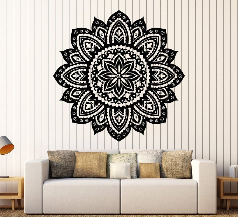 Мандала на стене