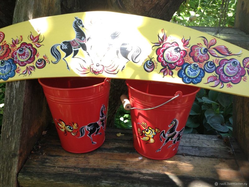 Коромысло расписное