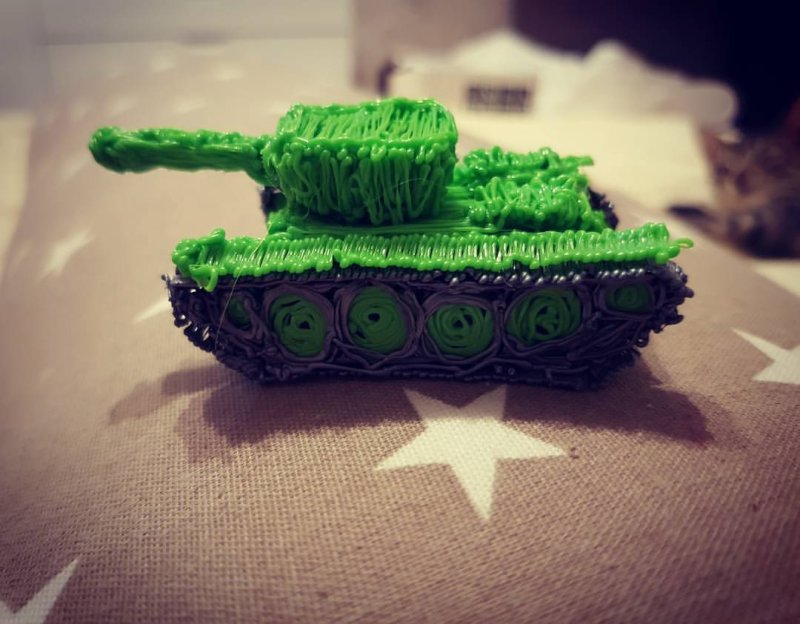 Танк из 3д ручки