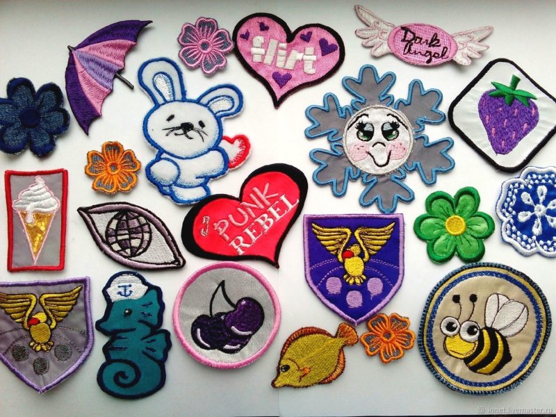 Готовые аппликации на одежду