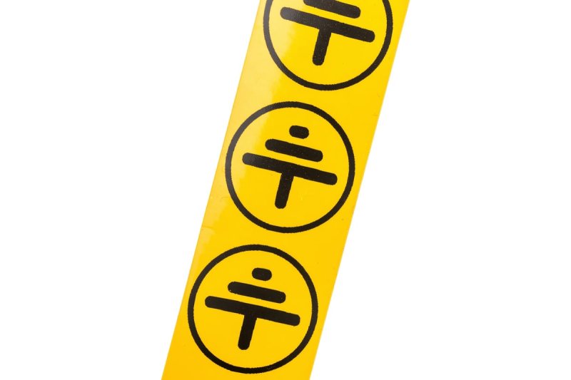 Болт со знаком заземления