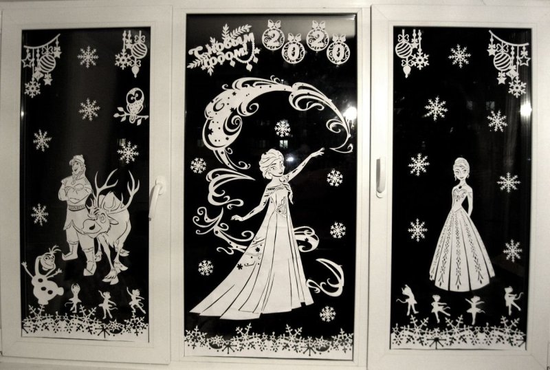 Новогоднее украшения на окна