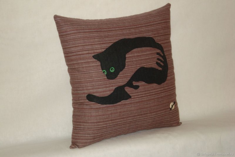 Подушки с кошками аппликация