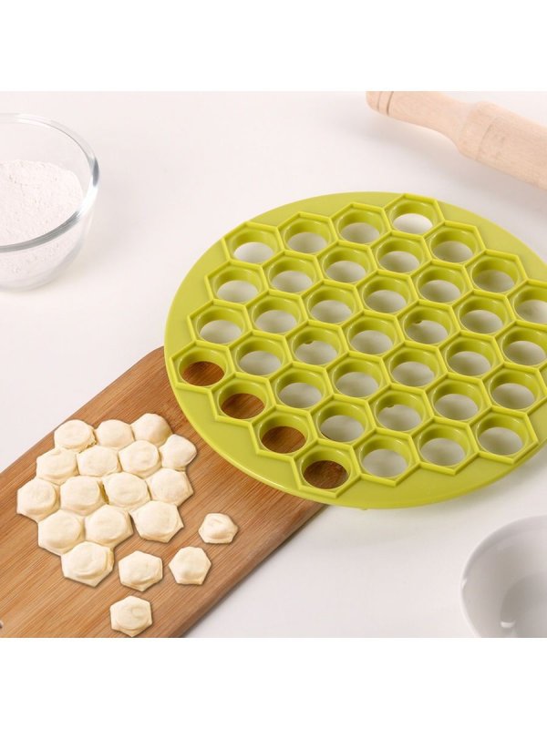 Пельменница, 37 ячеек