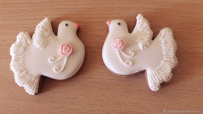 Пряничный голубь