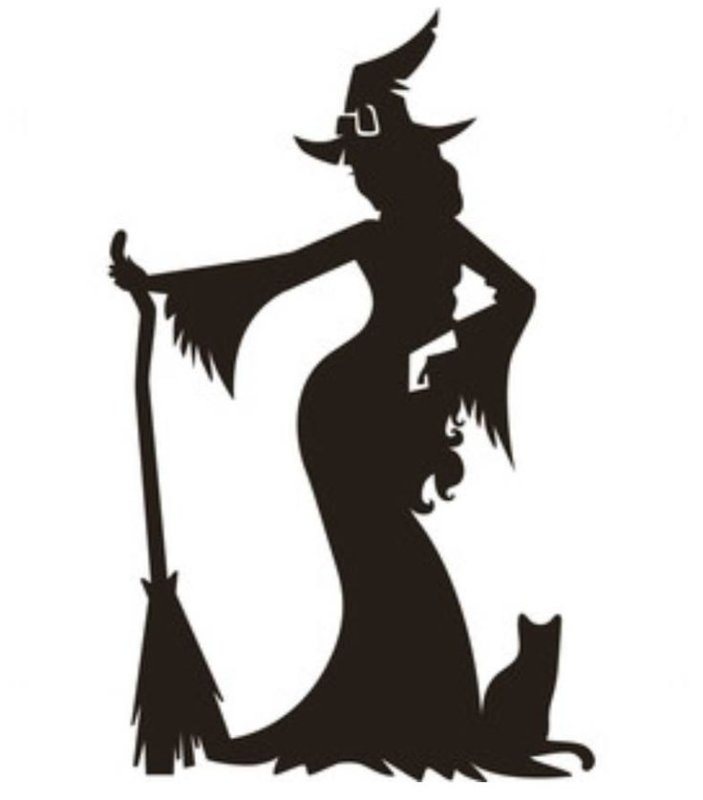 Силуэт ведьмы на Хэллоуин