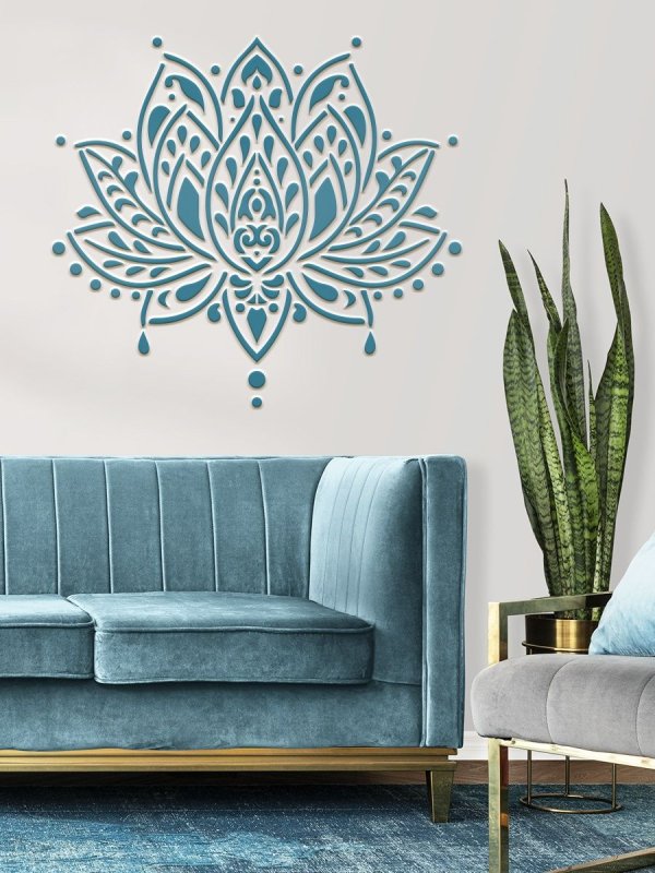 Лотос на стене