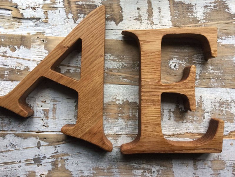 Буквы из дерева