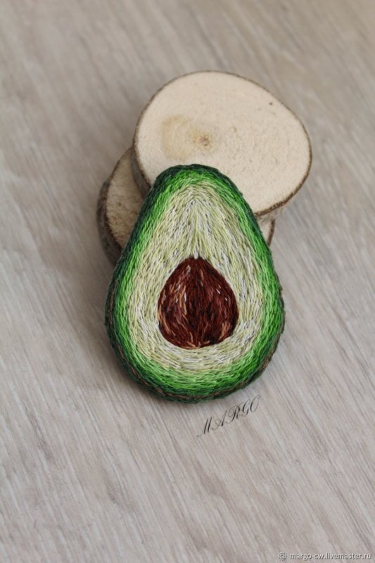 Авокадо из шерсти для валяния